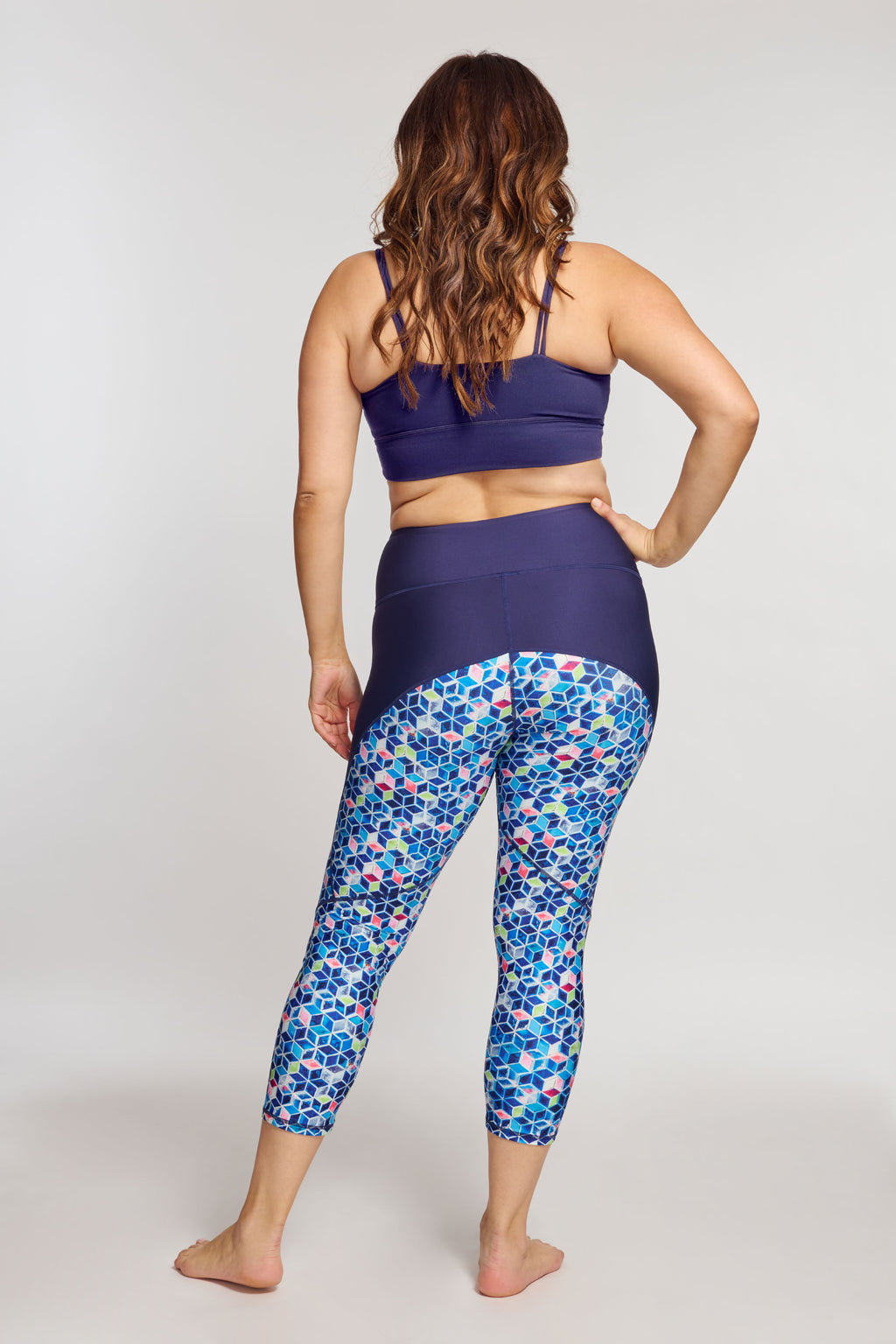 High Waisted Slimming Capri Legging in Starlight – Mazu Apparel