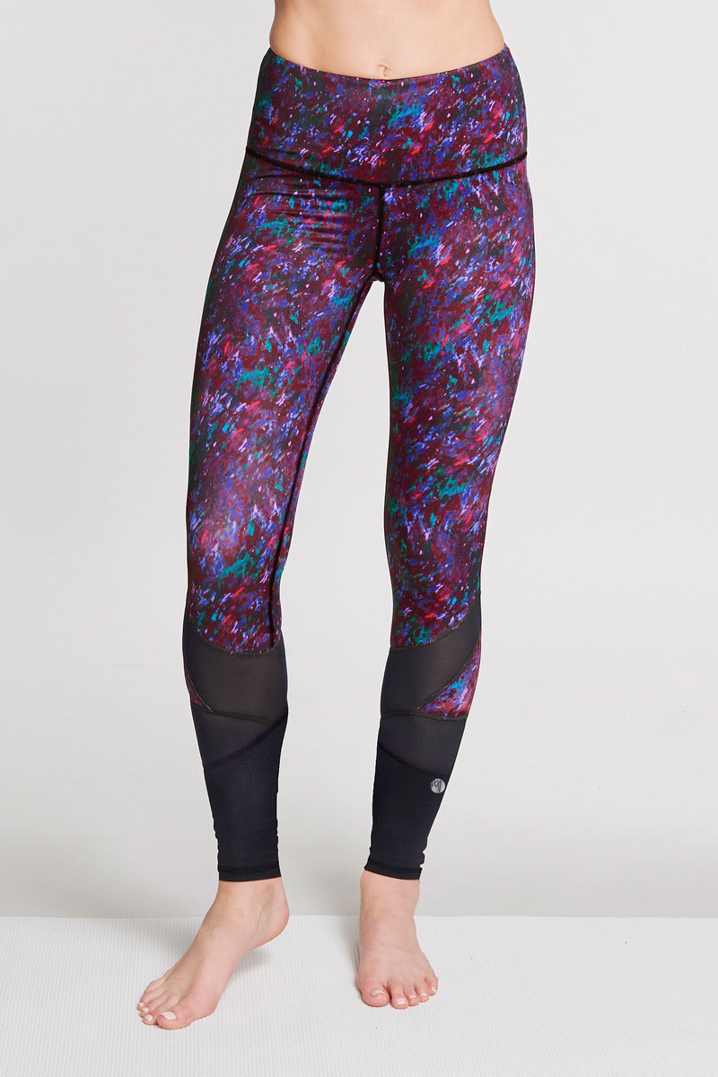 High Waisted Slimming Full Length Legging in Moving Waters Berry